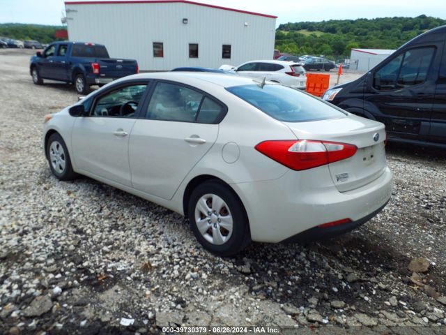 KNAFK4A64E5092607 KIA FORTE LX