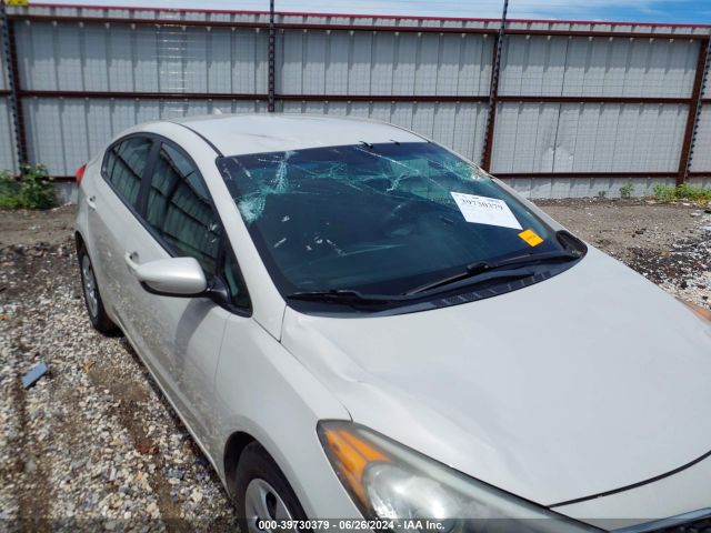 KNAFK4A64E5092607 KIA FORTE LX