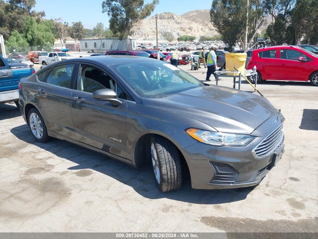 Ford Fusion Hybrid Se 2019 3FA6P0LU0KR135220 Image 1