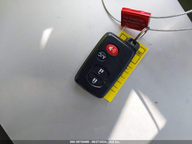 JTDKN3DP4E3058282 Toyota PRIUS PLUG-IN