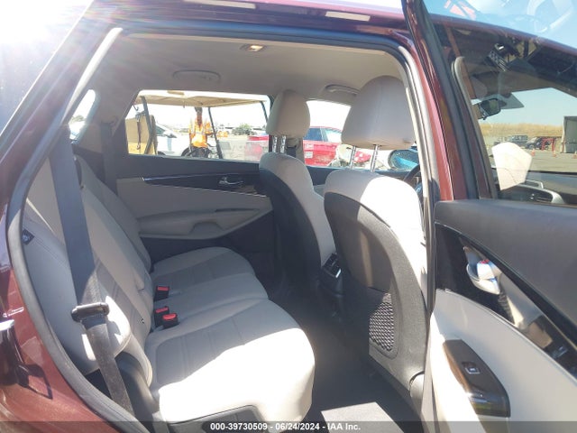 KIA Sorento 3.3l Lx 2019 5XYPGDA56KG484703 Image 8