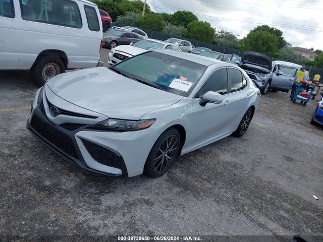Toyota CAMRY SE 2024 4T1T11AKXRU195445 Image 2