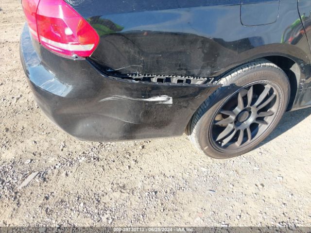 1VWBS7A37EC072739 Volkswagen Passat 1.8t Se