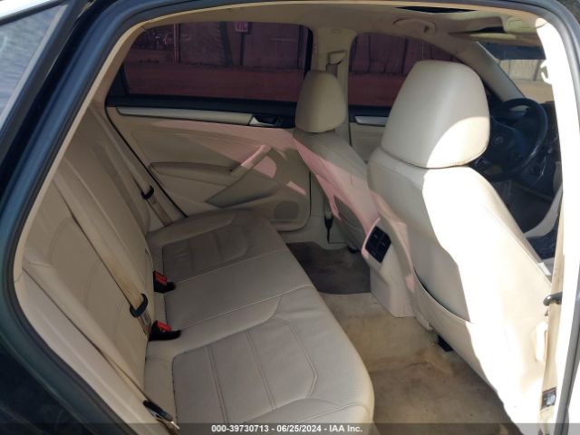 1VWBS7A37EC072739 Volkswagen Passat 1.8t Se