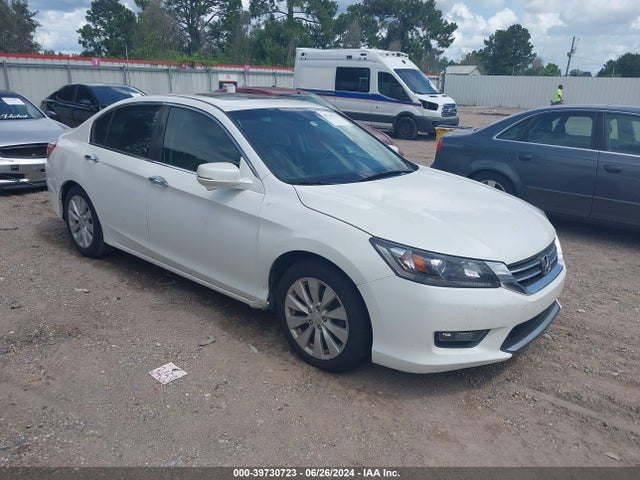 2014 1HGCR2F88EA169052 main image