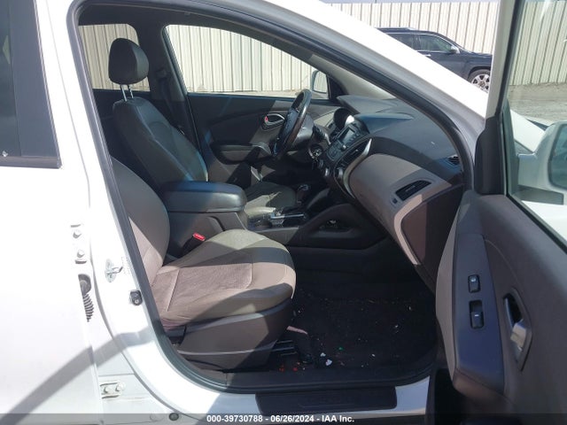 Hyundai TUCSON SE 2015 KM8JU3AG1FU117797 Image 5