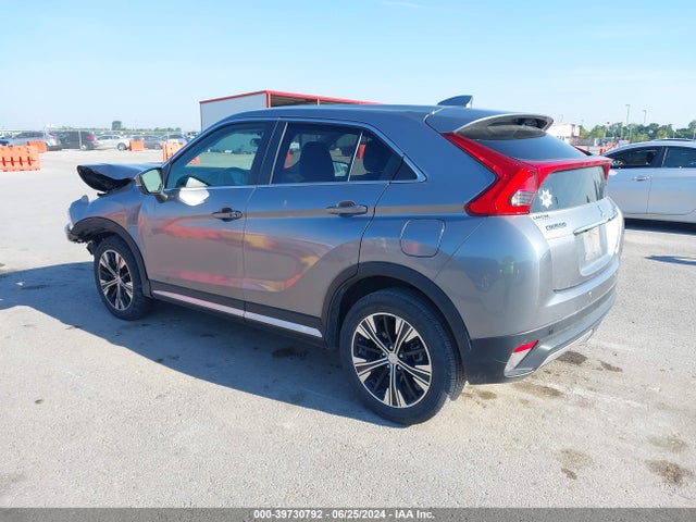 2018 MITSUBISHI ECLIPSE CROSS JA4AT5AA3JZ070180 Photo 2