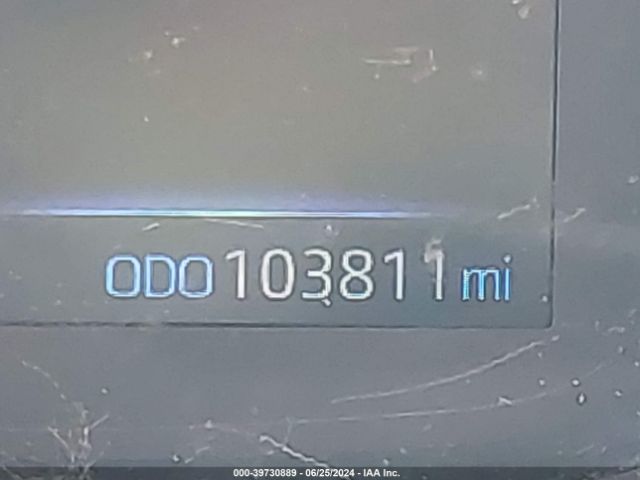 5YFEPMAE5MP186620 Toyota COROLLA LE