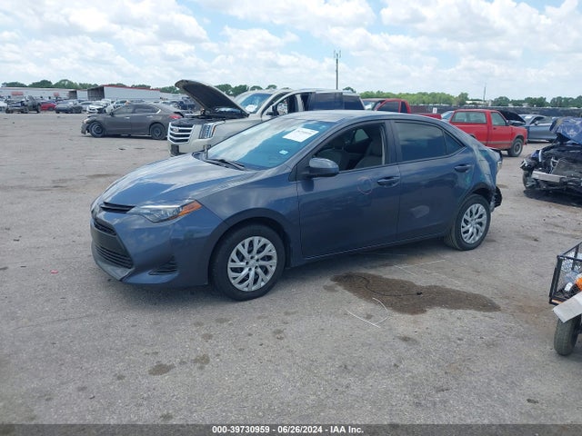 Toyota COROLLA LE 2019 5YFBURHE7KP886988 Image 2