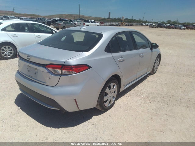 Toyota COROLLA LE 2022 5YFEPMAE0NP335503 Image 4