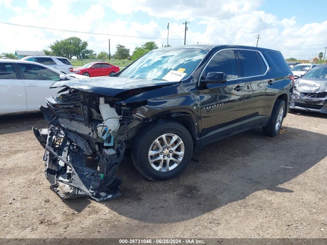 Chevrolet Traverse Ls 2018 1GNERFKW5JJ246884 Image 2