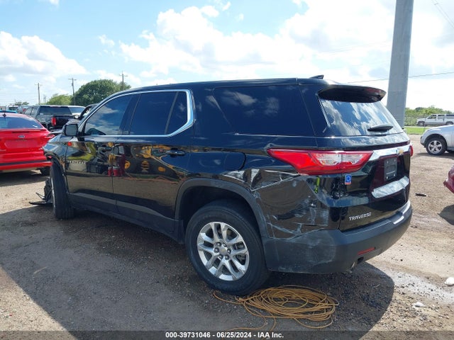 Chevrolet Traverse Ls 2018 1GNERFKW5JJ246884 Image 3