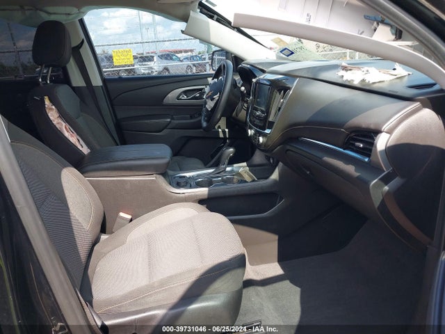 Chevrolet Traverse Ls 2018 1GNERFKW5JJ246884 Image 5