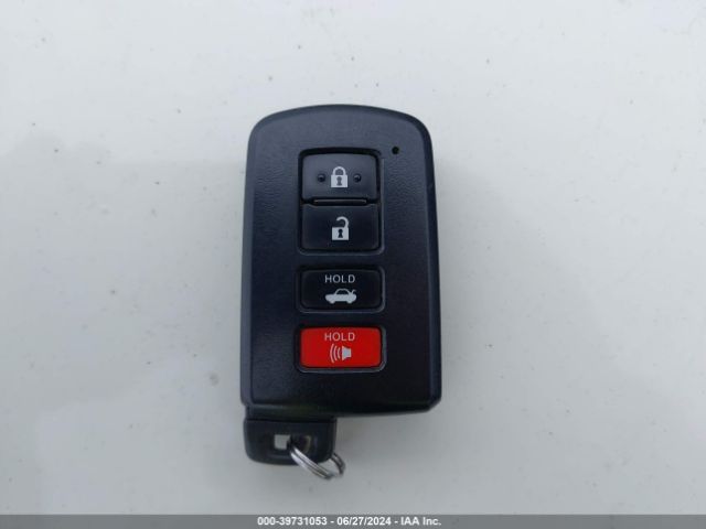 4T1BD1FK6FU163163 Toyota Camry Hybrid Xle