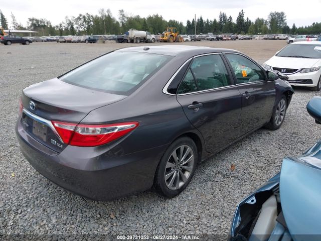 4T1BD1FK6FU163163 Toyota Camry Hybrid Xle
