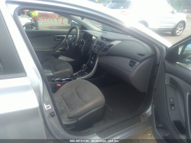 Hyundai ELANTRA SE 2015 5NPDH4AE2FH558584 Image 5