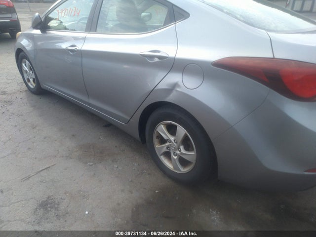 Hyundai ELANTRA SE 2015 5NPDH4AE2FH558584 Image 6
