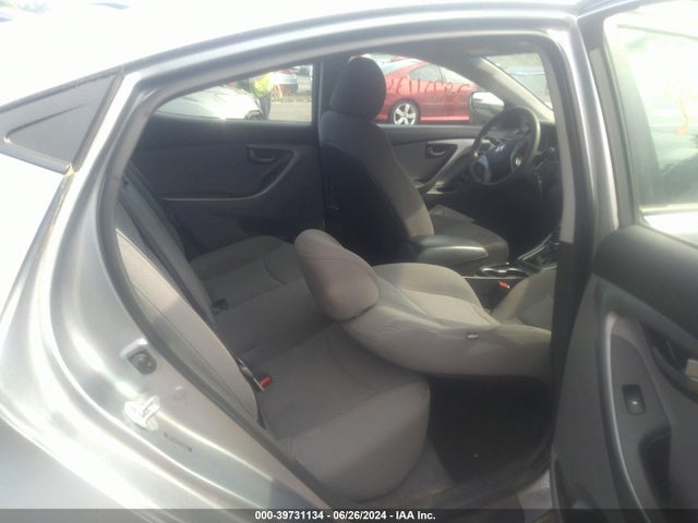 Hyundai ELANTRA SE 2015 5NPDH4AE2FH558584 Image 8