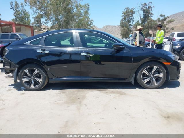 JHMFC1F98JX015687 Honda Civic Touring