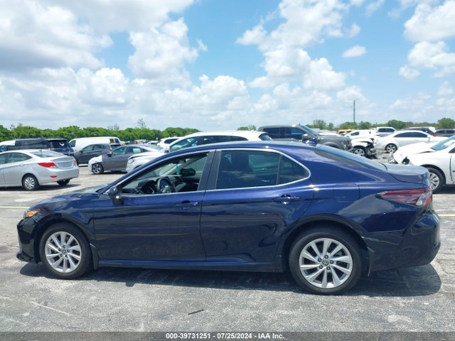 Toyota CAMRY LE 2022 4T1C11AK1NU649415 Image 14
