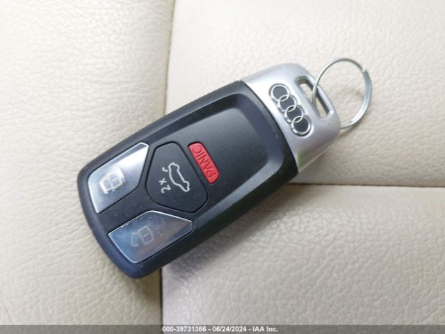 WAUDNAF43KN018482 Audi A4 45 Premium
