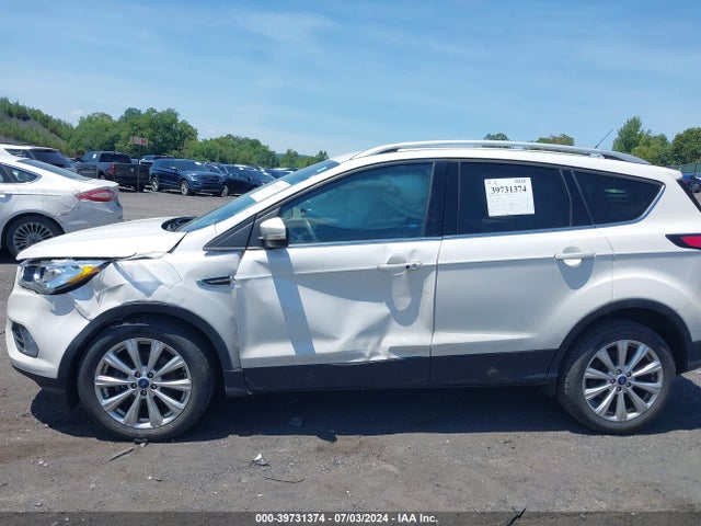 Ford Escape Titanium 2017 1FMCU9J95HUC71607 Image 6
