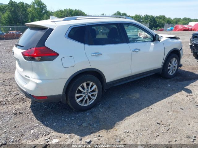 KNMAT2MV1HP568984 Nissan ROGUE SV