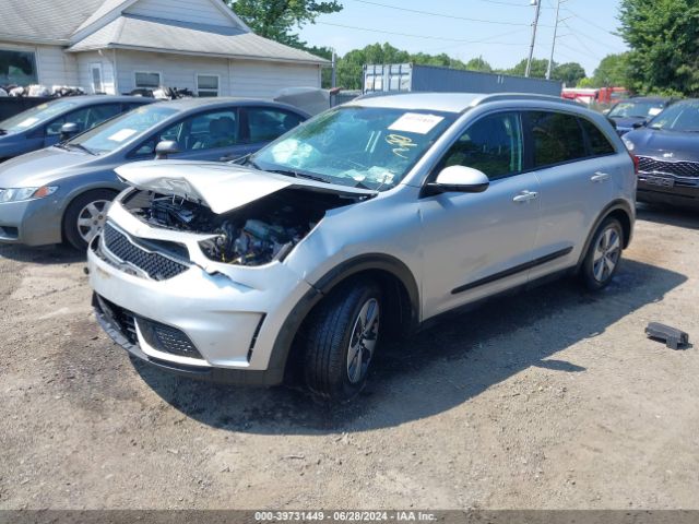 KNDCB3LC5K5322685 KIA NIRO LX