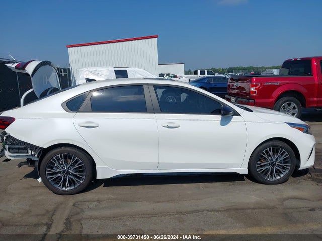 3KPF54AD9RE726450 KIA Forte Gt-line