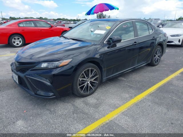 4T1G11AK0NU687963 Toyota CAMRY SE