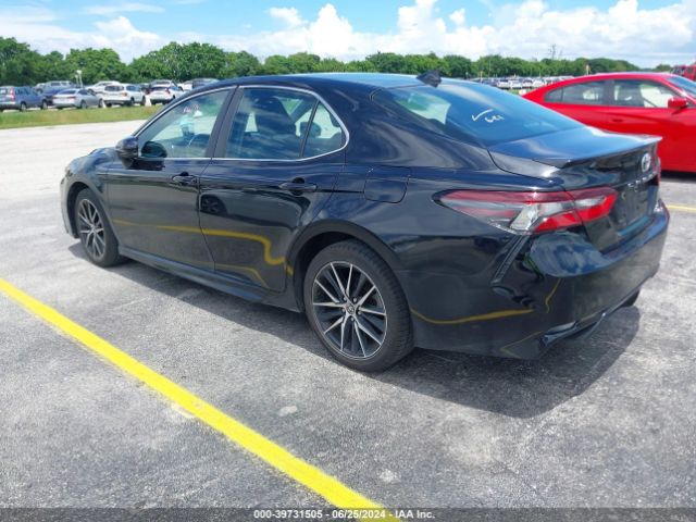 4T1G11AK0NU687963 Toyota CAMRY SE