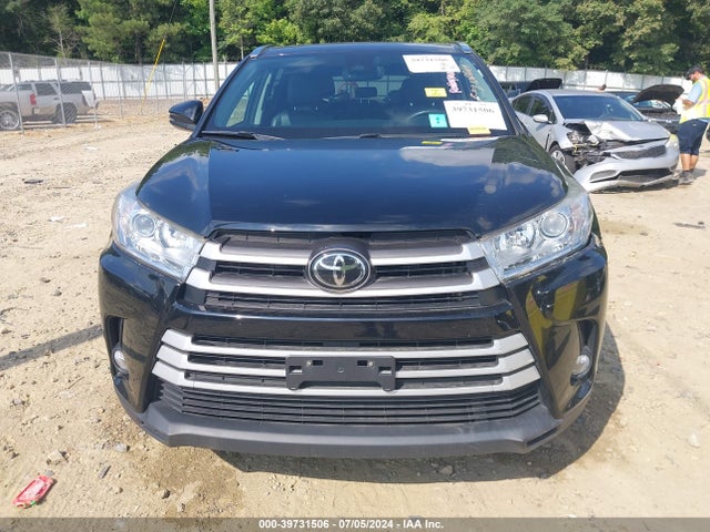 Toyota Highlander Xle 2018 5TDJZRFH3JS906024 Image 12