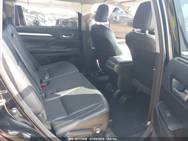 Toyota Highlander Xle 2018 5TDJZRFH3JS906024 Image 8