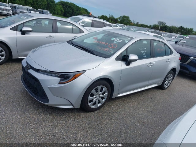 Toyota COROLLA LE 2022 5YFEPMAE7NP311571 Image 2