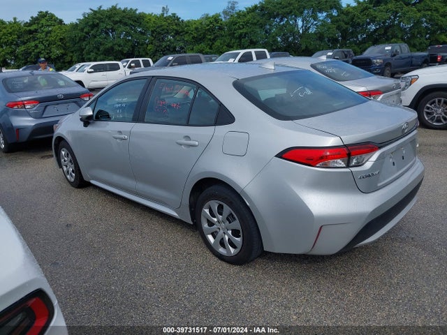 Toyota COROLLA LE 2022 5YFEPMAE7NP311571 Image 3