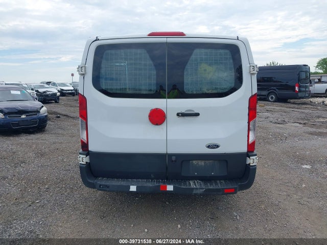 Ford Transit-150 2016 1FTYE1YM7GKA91042 Image 16