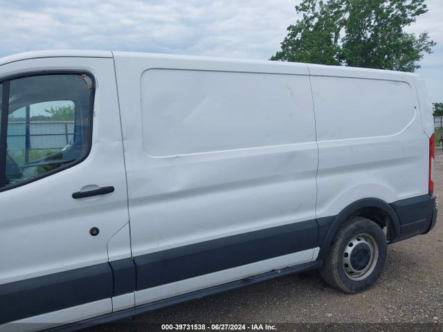 Ford Transit-150 2016 1FTYE1YM7GKA91042 Image 17