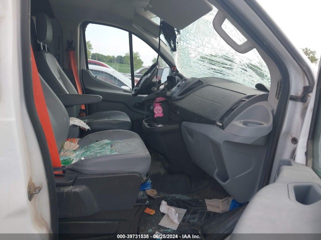 Ford Transit-150 2016 1FTYE1YM7GKA91042 Image 5
