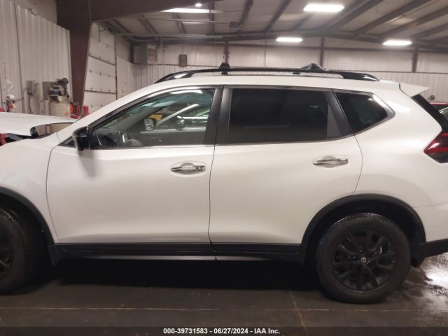 5N1AT2MV7JC795010 Nissan ROGUE SV