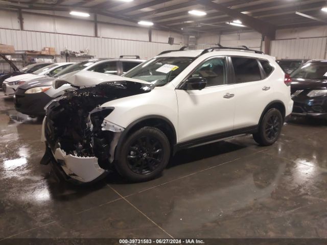 5N1AT2MV7JC795010 Nissan ROGUE SV