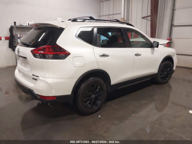 5N1AT2MV7JC795010 Nissan ROGUE SV