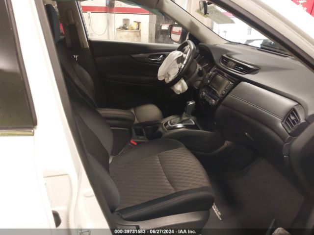 5N1AT2MV7JC795010 Nissan ROGUE SV