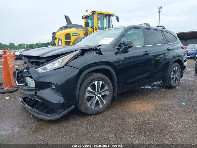 Toyota Highlander Xle 2020 5TDHZRBH9LS021981 Image 2