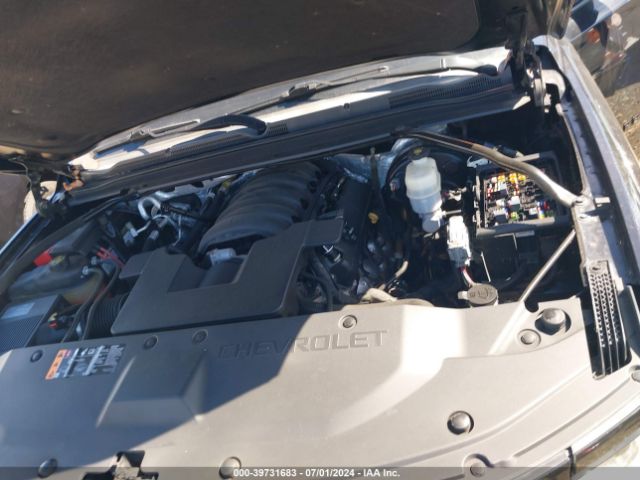 1GNSCHKC3JR121759 Chevrolet Suburban Lt