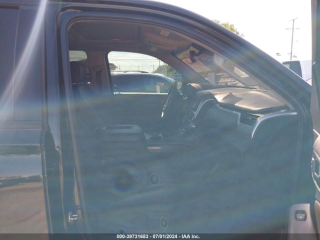 1GNSCHKC3JR121759 Chevrolet Suburban Lt