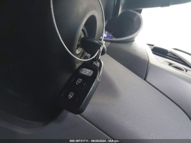 KMHDH4AE3EU210681 Hyundai ELANTRA SE