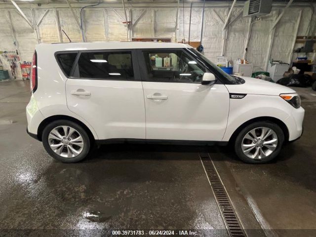 KNDJP3A55F7181950 KIA SOUL +