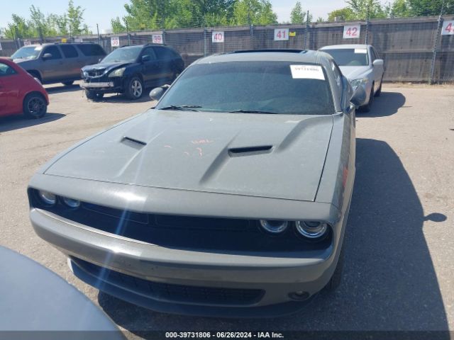 2C3CDZGG8JH306132 Dodge Challenger Gt Awd