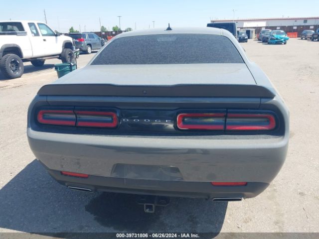 2C3CDZGG8JH306132 Dodge Challenger Gt Awd