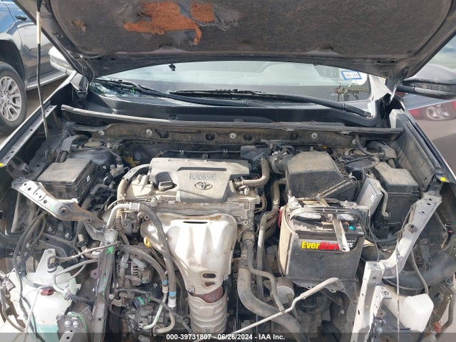 Toyota RAV4 LE 2017 JTMZFREV6HJ702506 Image 10